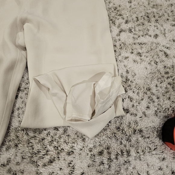 Eileen Fisher Ivory 100% Silk Pull On Pants Pockets Lined Lightweight Tapered - Picture 7 of 12